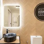 アパート Astor Centro. 360 Roof Terrace. Epicentre Old Town